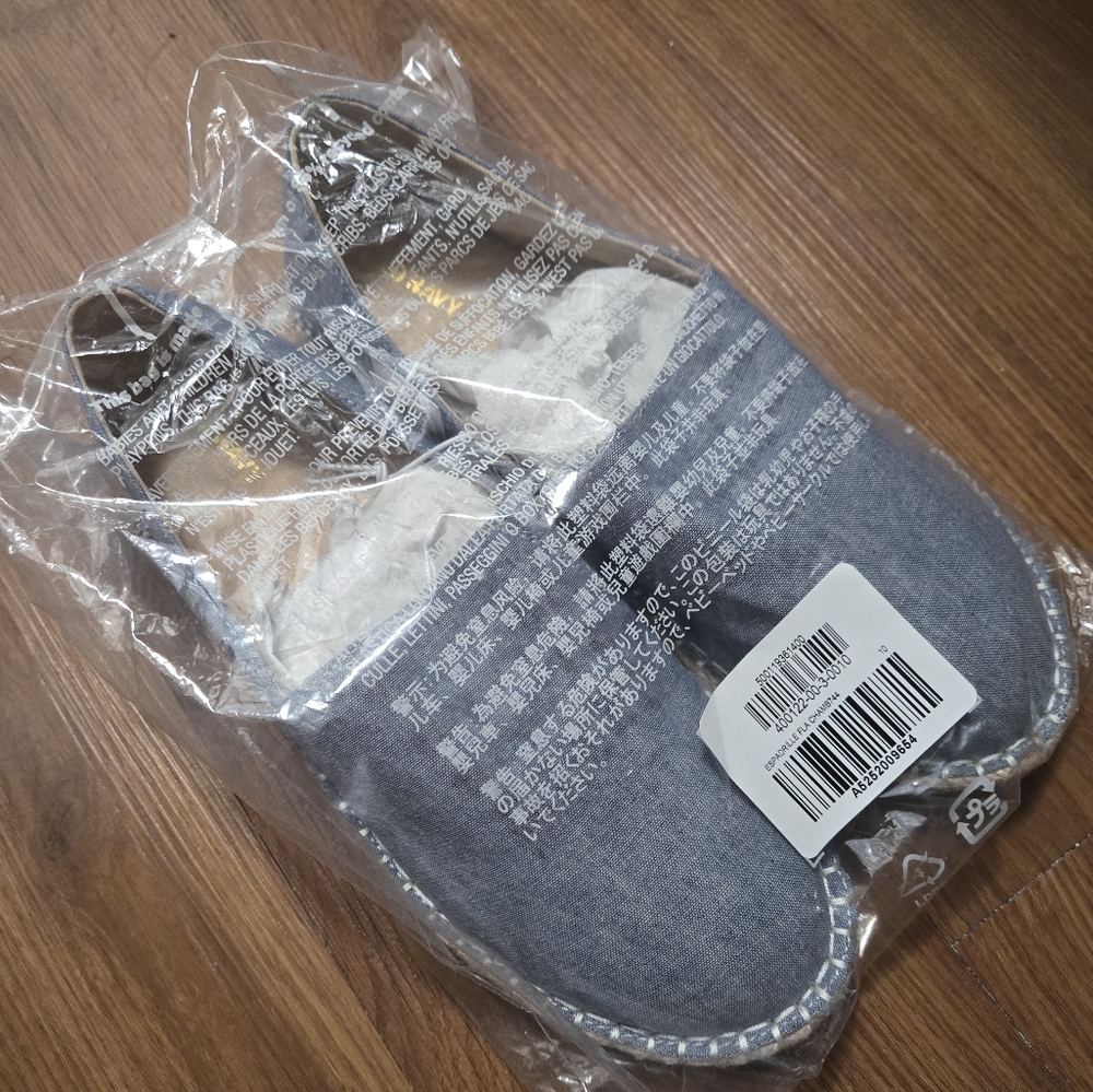 Old navy moccasins